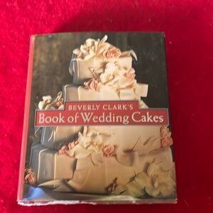 Running Press 1999 Miniature Edition-Beverly Clark’s Book of Wedding Cakes
